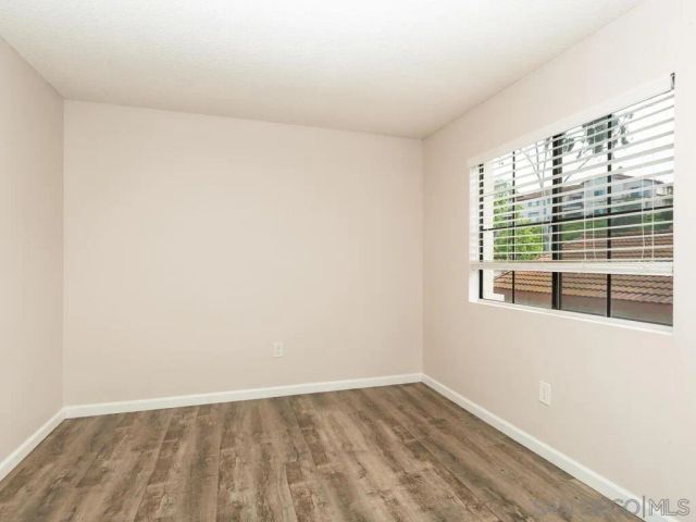 2822 Winthrop Ave, Carlsbad, CA 92010