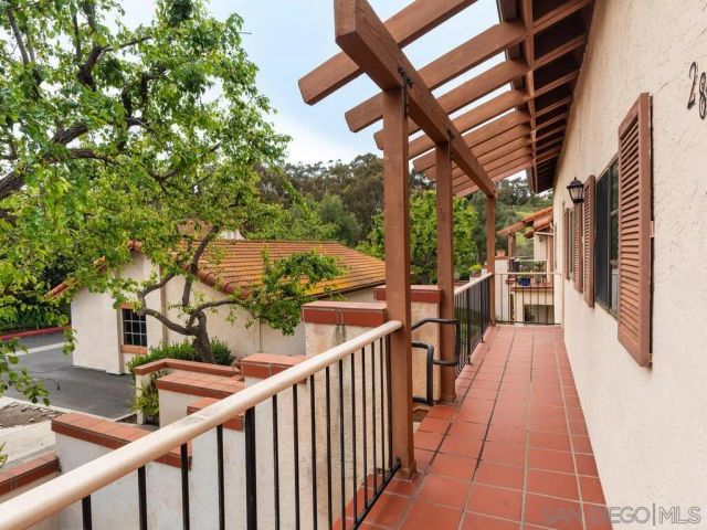 2822 Winthrop Ave, Carlsbad, CA 92010