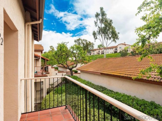 2822 Winthrop Ave, Carlsbad, CA 92010