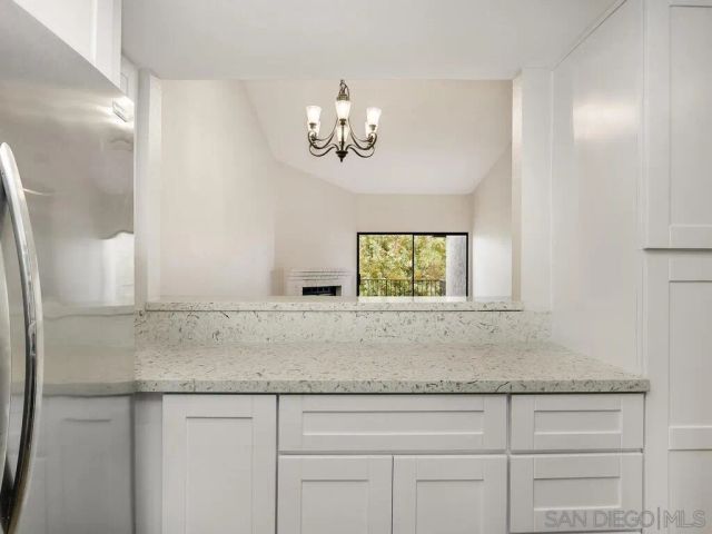 2822 Winthrop Ave, Carlsbad, CA 92010