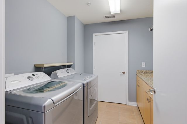 1101 18th Ave S Apt 511, Nashville, TN 37212