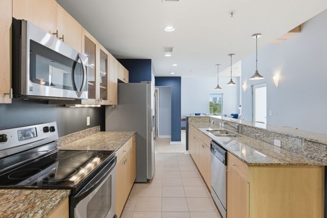 1101 18th Ave S Apt 511, Nashville, TN 37212