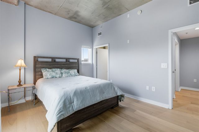 1101 18th Ave S Apt 511, Nashville, TN 37212