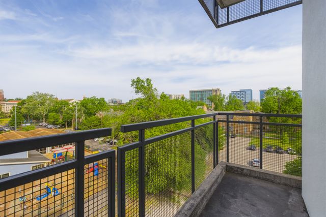 1101 18th Ave S Apt 511, Nashville, TN 37212
