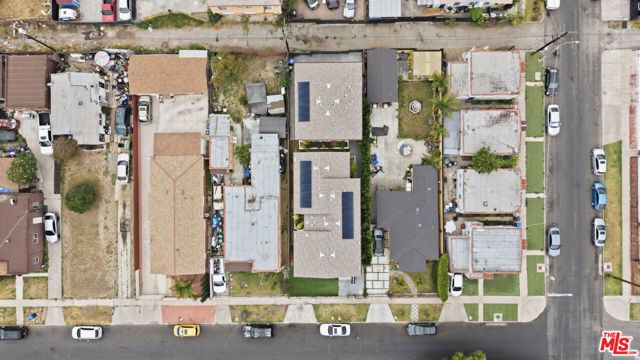 851 E 76th Place, Los Angeles, CA 90001