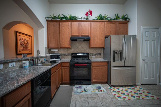 4138 Falvel Shadow Creek Drive, Spring, TX 77388