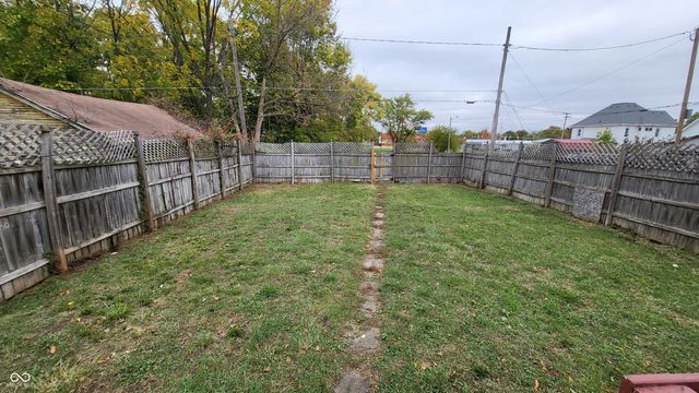 1024 W 13th Street, Anderson, IN 46016