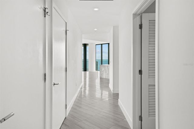 3101 BAYSHORE BOULEVARD 2004, Tampa, FL 33629