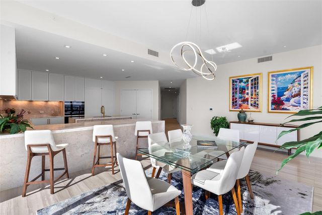 3101 BAYSHORE BOULEVARD 2004, Tampa, FL 33629