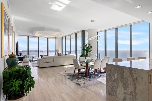 3101 BAYSHORE BOULEVARD 2004, Tampa, FL 33629