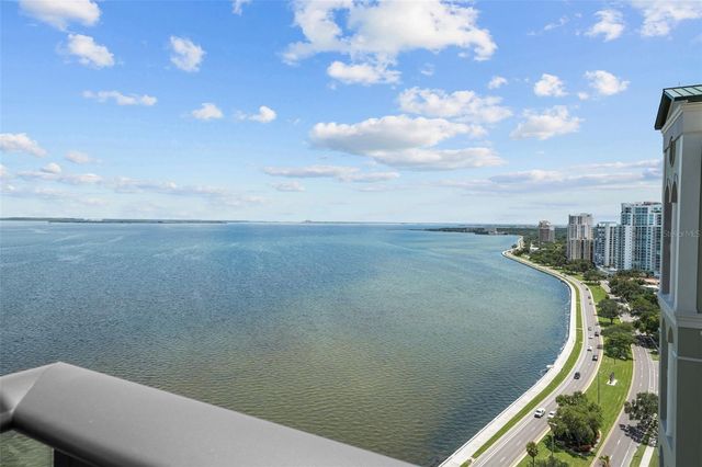 3101 BAYSHORE BOULEVARD 2004, Tampa, FL 33629