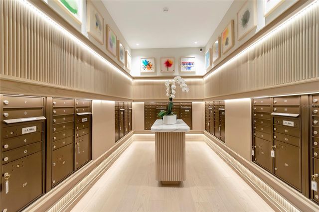 3101 BAYSHORE BOULEVARD 2004, Tampa, FL 33629