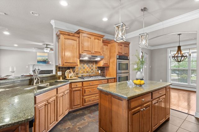 6305 Meadow Mist, Orange, TX 77632