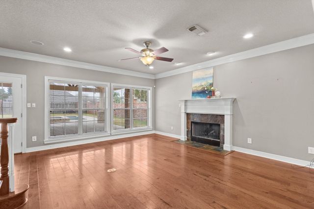 6305 Meadow Mist, Orange, TX 77632