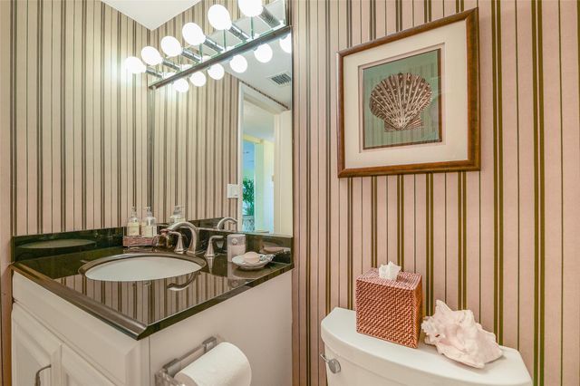 3930 Inverrary Blvd 608 D, Lauderhill, FL 33319