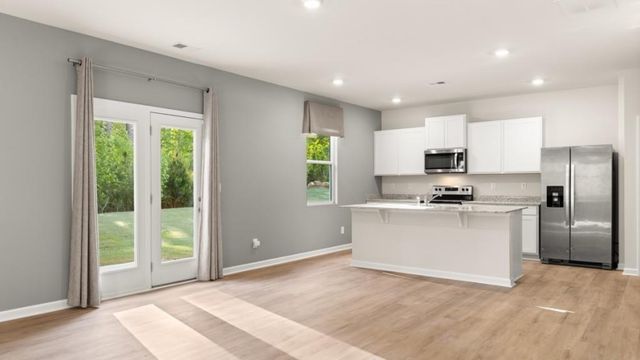 357 Creekview Way, Dallas, GA 30132