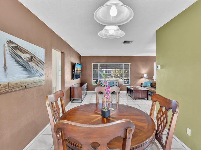 9603 NW 73rd Street, Tamarac, FL 33321