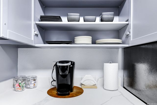 425 Parland, San Antonio, TX 78209