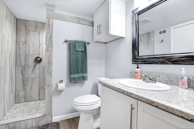 425 Parland, San Antonio, TX 78209