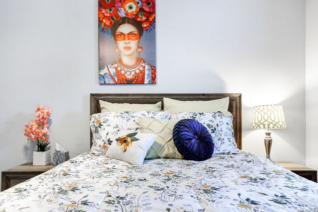 425 Parland, San Antonio, TX 78209