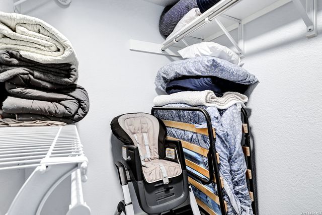 425 Parland, San Antonio, TX 78209