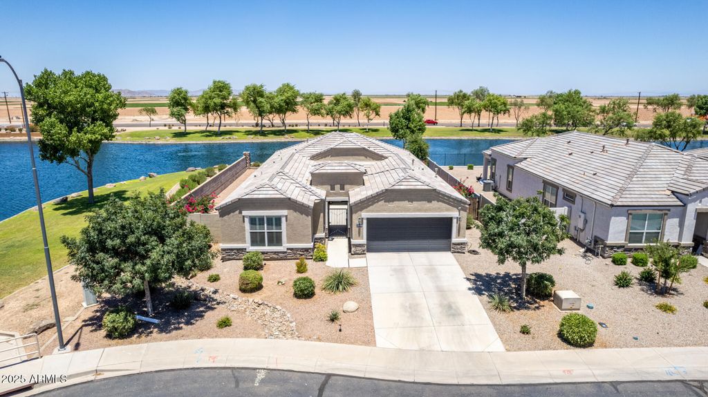 37456 W VERA CRUZ Drive, Maricopa, AZ 85138 — exterior