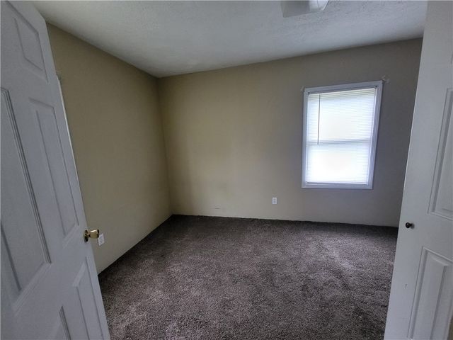 730 Chestnut St, New Castle, PA 16101