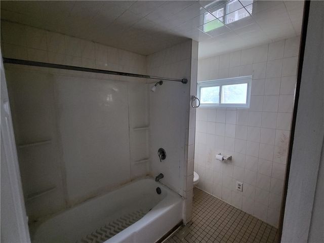 730 Chestnut St, New Castle, PA 16101