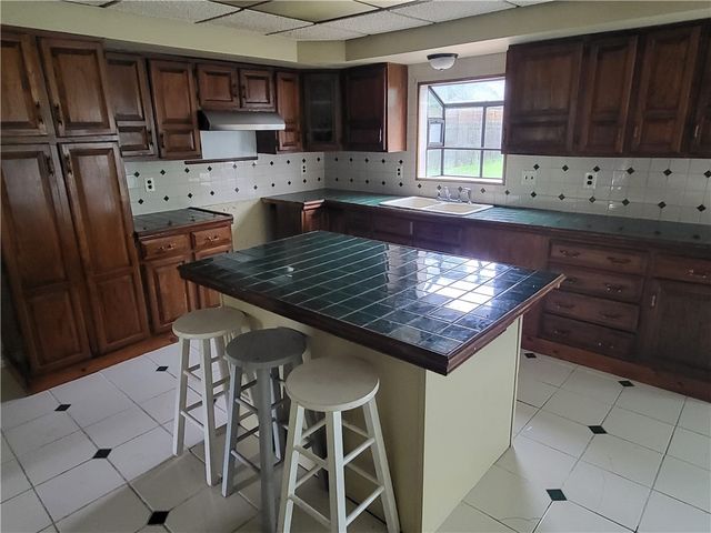 730 Chestnut St, New Castle, PA 16101