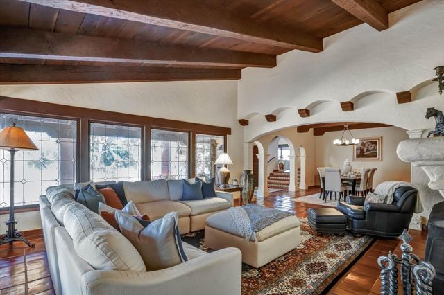15295 Kennedy Road, Los Gatos, CA 95032