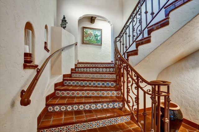 15295 Kennedy Road, Los Gatos, CA 95032