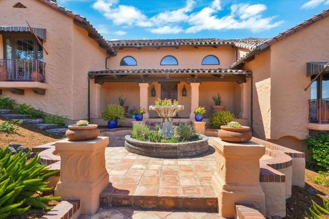 15295 Kennedy Road, Los Gatos, CA 95032