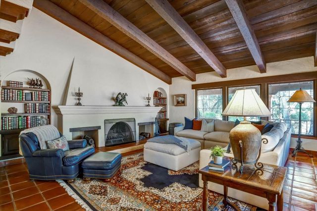 15295 Kennedy Road, Los Gatos, CA 95032