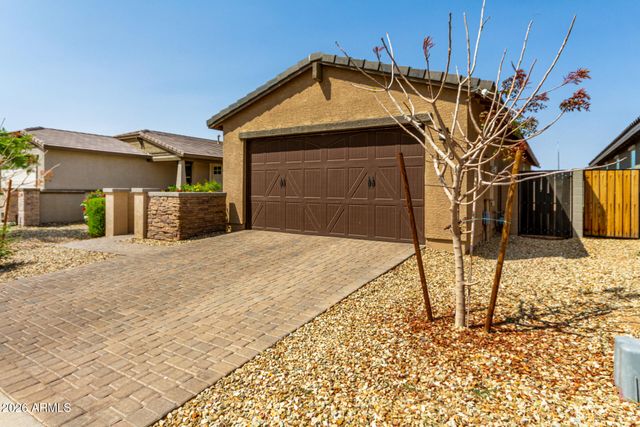 10734 W BLOCH Road, Tolleson, AZ 85353