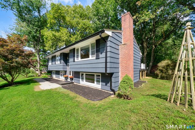 36 Sweet Birch Drive, Meriden, CT 06450