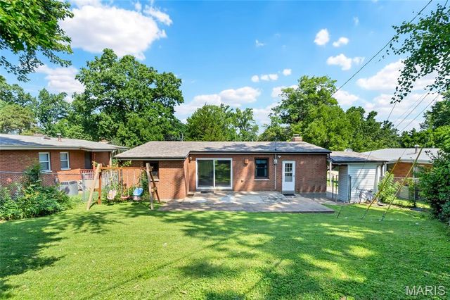 522 Bahia Drive, Rock Hill, MO 63119