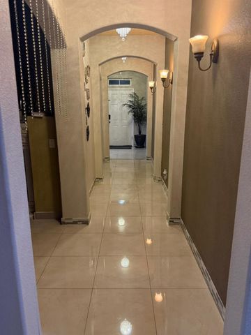 152 College Hill Way, Yuba City, CA 95993