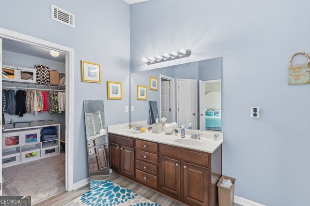 996 Pierce Brennen Drive, Lawrenceville, GA 30043