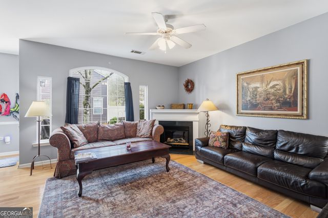 996 Pierce Brennen Drive, Lawrenceville, GA 30043