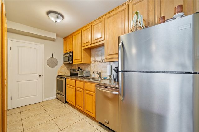 14514 E Cabana St 107, Corpus Christi, TX 78418