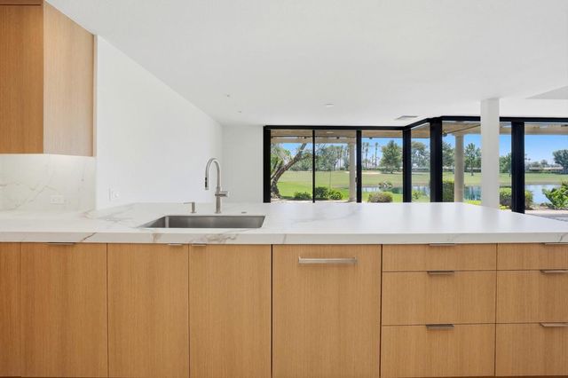 2 Auburn Court, Rancho Mirage, CA 92270
