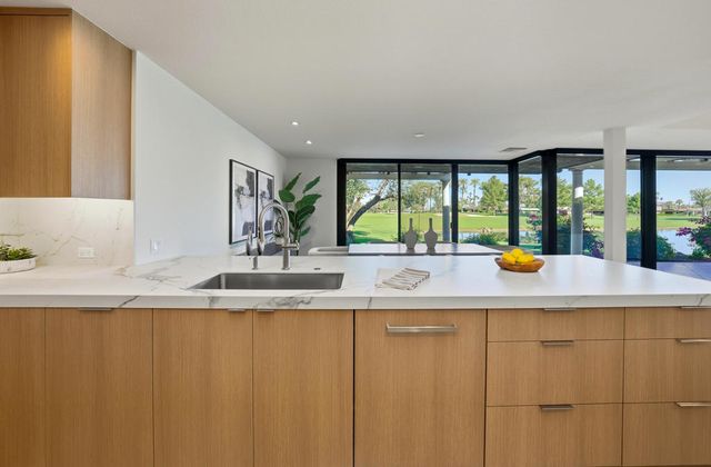 2 Auburn Court, Rancho Mirage, CA 92270