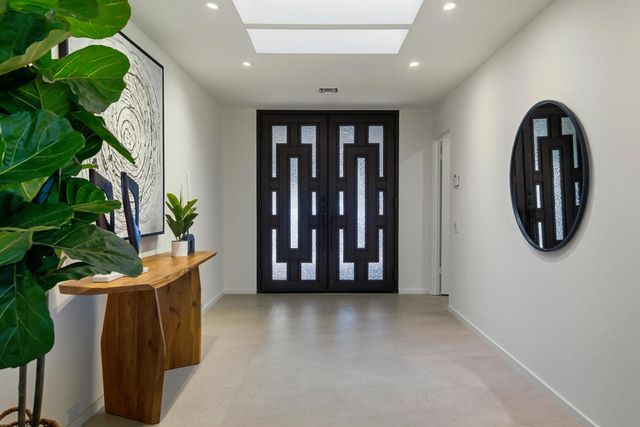 2 Auburn Court, Rancho Mirage, CA 92270
