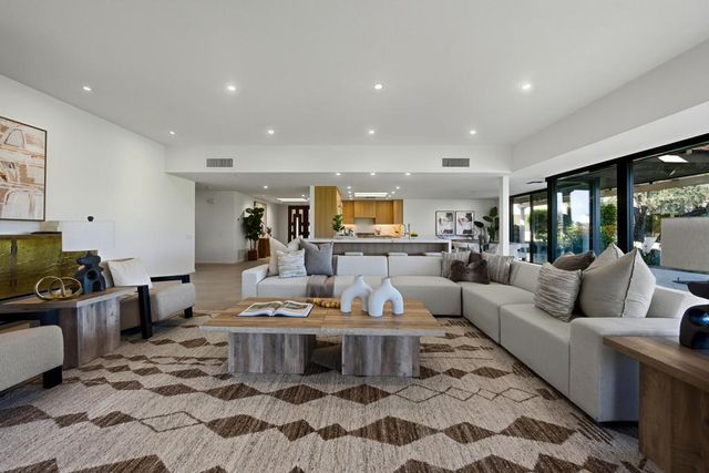 2 Auburn Court, Rancho Mirage, CA 92270