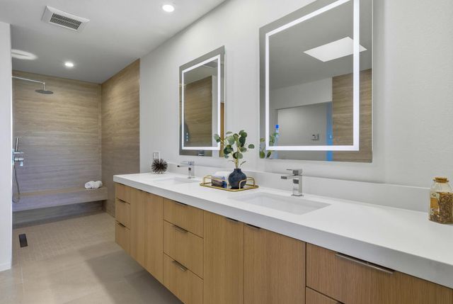 2 Auburn Court, Rancho Mirage, CA 92270