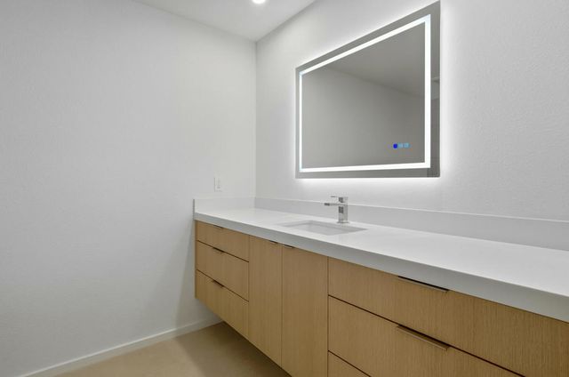 2 Auburn Court, Rancho Mirage, CA 92270