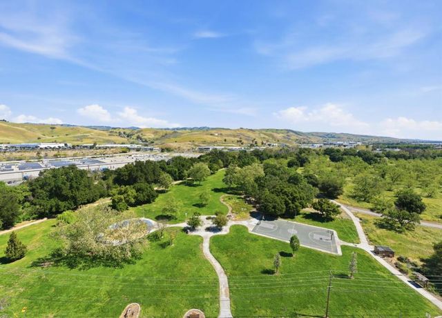 533 Tigerwood Way, San Jose, CA 95111