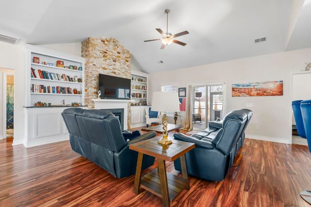 131 Crabapple Dr., Longs, SC 29568