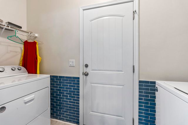 131 Crabapple Dr., Longs, SC 29568