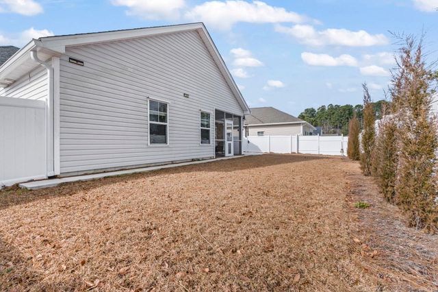 131 Crabapple Dr., Longs, SC 29568